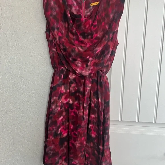 ALICE + OLIVIA  Red Watercolor Silk Mini Dress - Picture 3 of 9